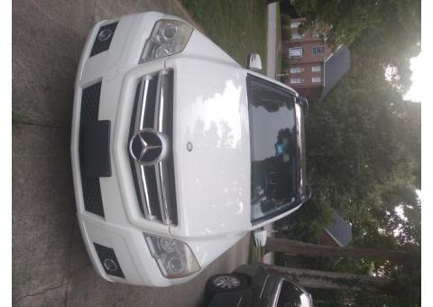 Glk350. 4MATIC. 2011. SINGLE OWNER EXCELLENT CONDITION